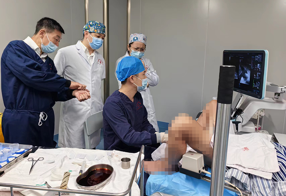 1686672595110664.jpg 1686672586843.jpg